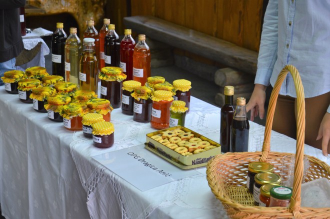 Tasting of local products in Krasno